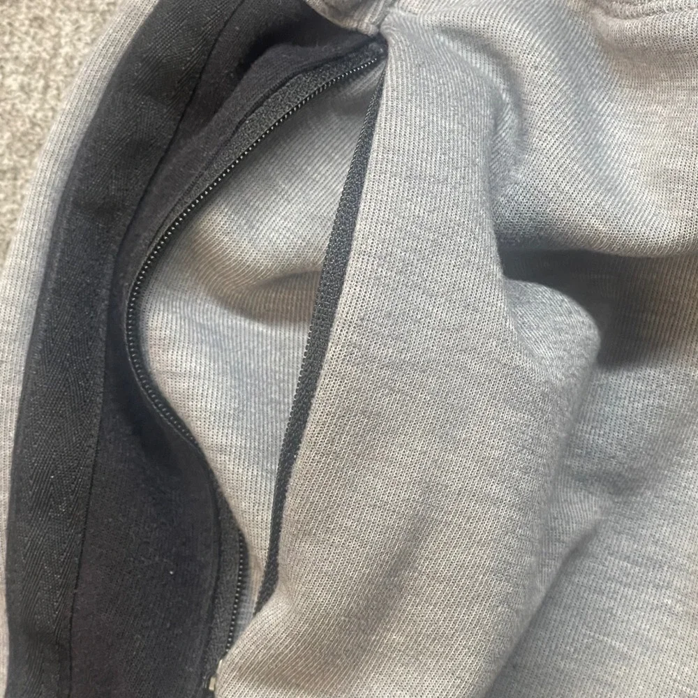 Air Jordan Dri-FIT Sport DNA Joggers DQ7320-091 Gray Black Slim Fit Men Small